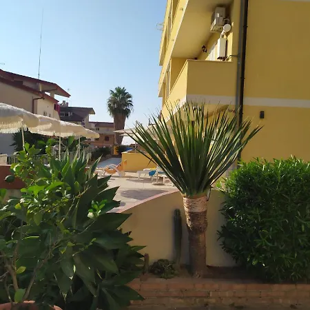 Hébergement de vacances La Playa Del Sol 2 *